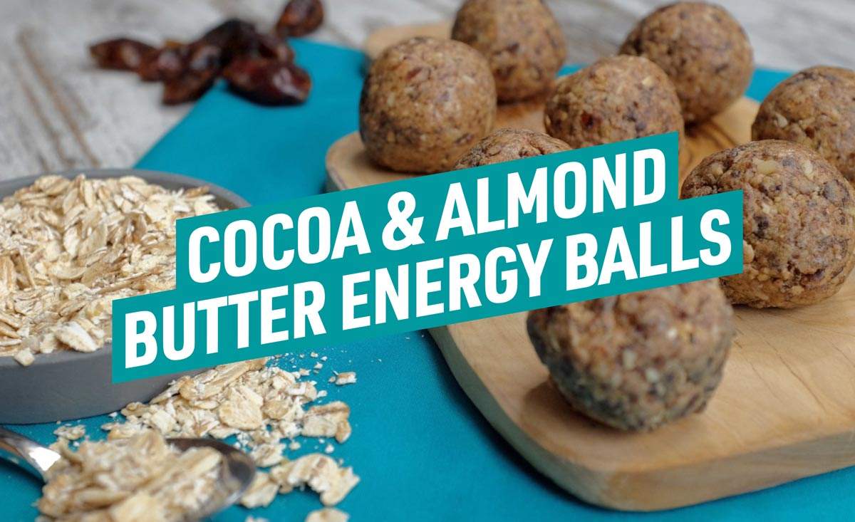 Cocoa & almond butter energy balls