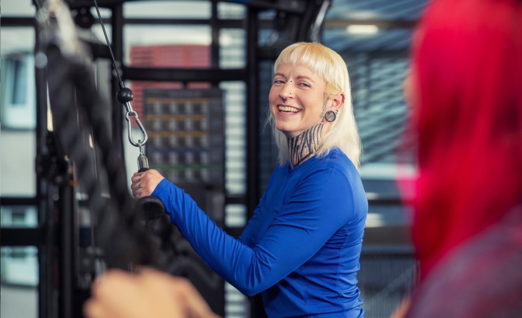 Découvrez pourquoi les machines sont idéales pour les débutants et obtenez deux entraînements sur machines gratuits à essayer.